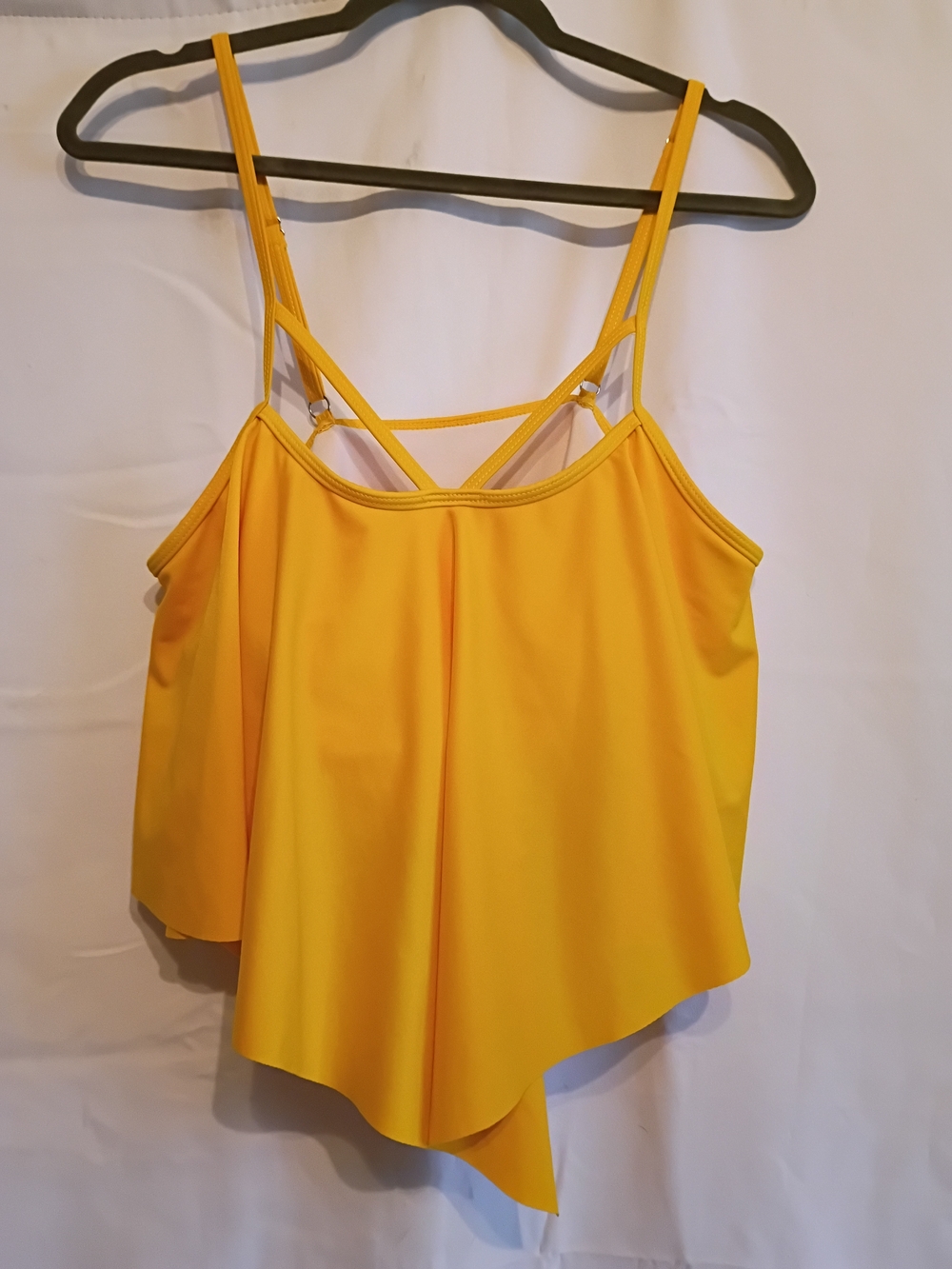 Women’s Size 1xl Yellow Asymmetrical Strappy Adjustable Strap Bikini Top.